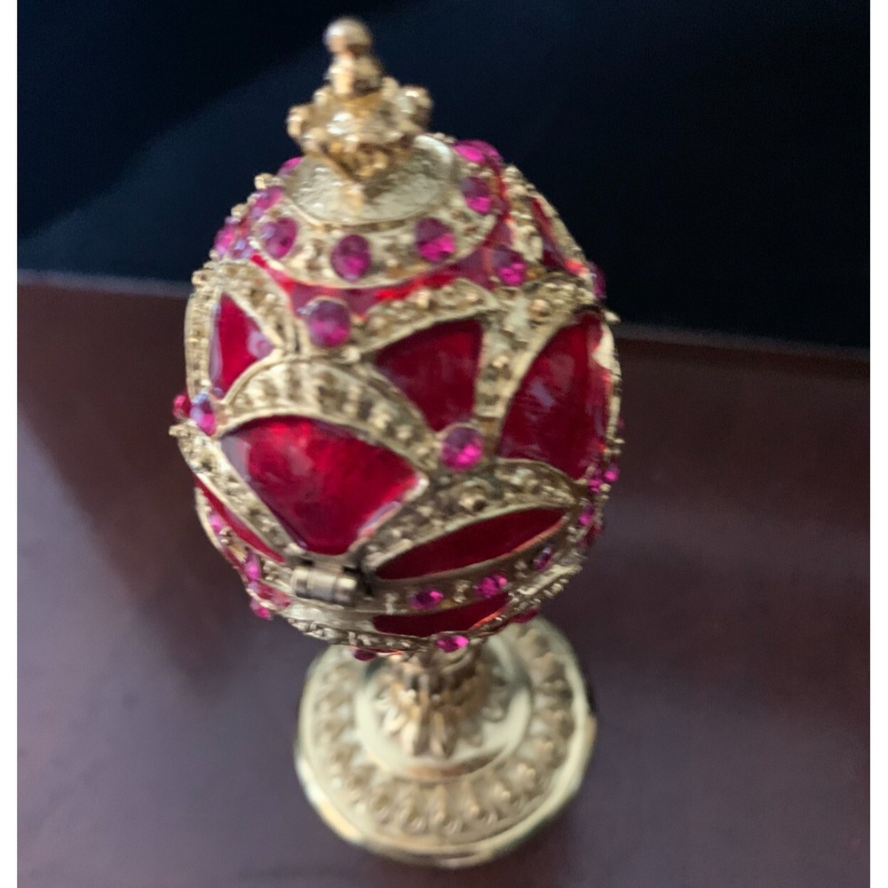 Egg-Shaped‎ Trinket Box Red Rhinestone Enamel Collectible Magnetic Closure 4" H